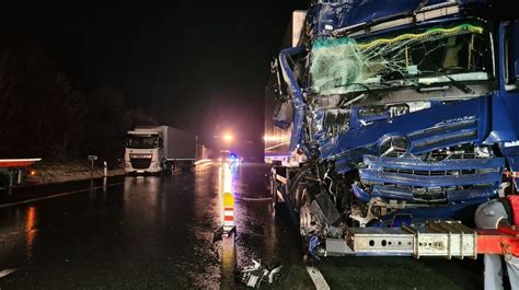 Rund 100 000 Euro Schaden Nach LKW Unfall Auf A72 Radio Zwickau