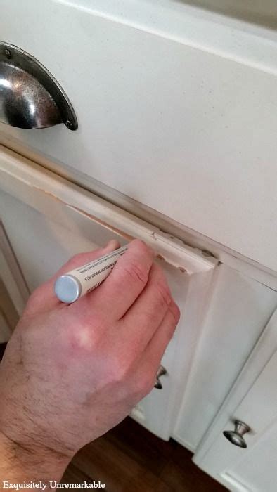 How To Touch Up Chipped Cabinets With A Paint Pen Painting Kitchen