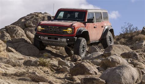 Ford Bronco Raptor Beats Jeep Wrangler 392 In New Comparison Test