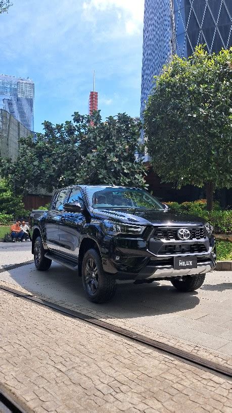 Toyota Segarkan Tampilan Hilux Double Cabin 2 4 4x4 Aftermarketplus