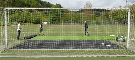 Hückeswagen Sportplatz bekommt neuen Kunstrasen schon 2024