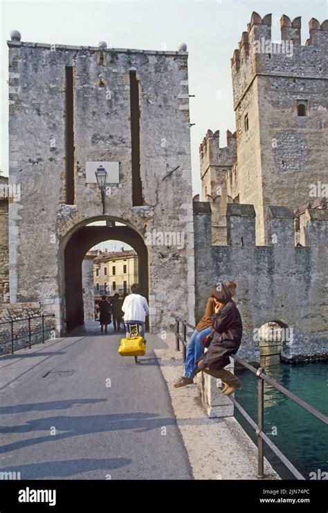 Sirmione Della Scala Castle Hi Res Stock Photography And Images Alamy