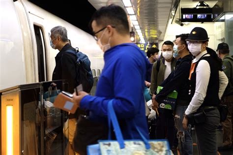 【海陸空防疫升級】高鐵晚上八點起禁飲食 15日開始實施全車對號座 上報 焦點