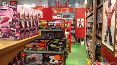 GeekMatic!: Inside Hamley's Toys at Central Square!