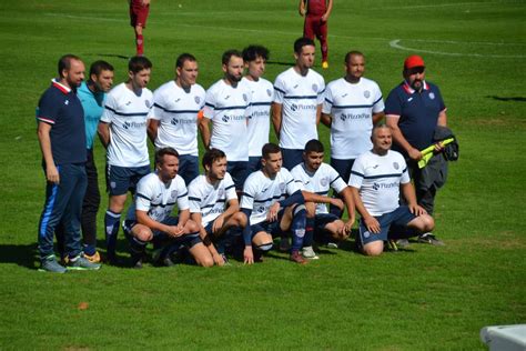 Album Seniors Uft Vermenton Photo N Club Football Union