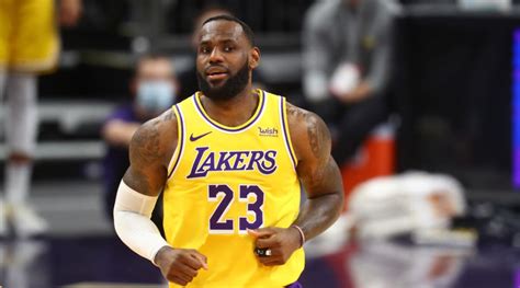 Lakers Lebron James Responds To Nuggets Offseason Comments Ahead Of