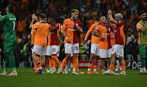 Galatasaray ın Manchester United maçı kamp kadrosu açıklandı SPOR