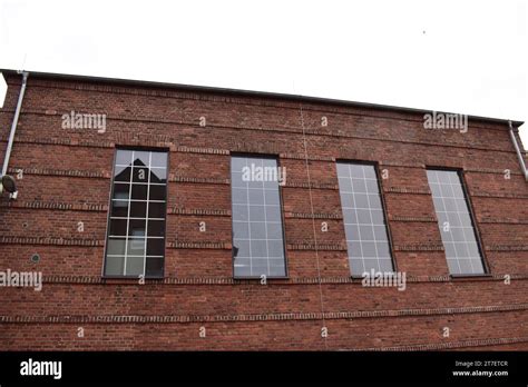 Red Brick Building Stock Photo Alamy