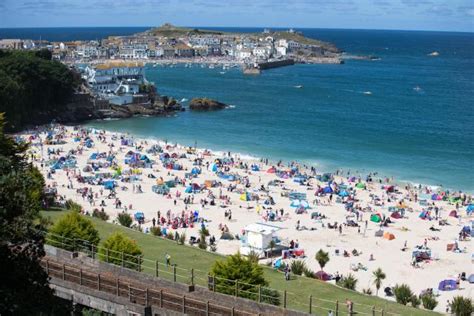 Cornwall Is The Most Popular UK Holiday Destination For 2015