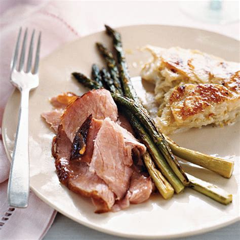 A Traditional But Unfussy Easter Dinner That Celebrates Spring Martha Stewart