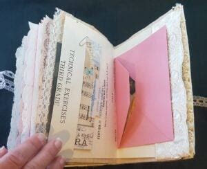 10 Ways To Make Junk Journal Pockets Kelly S Crafty Corner