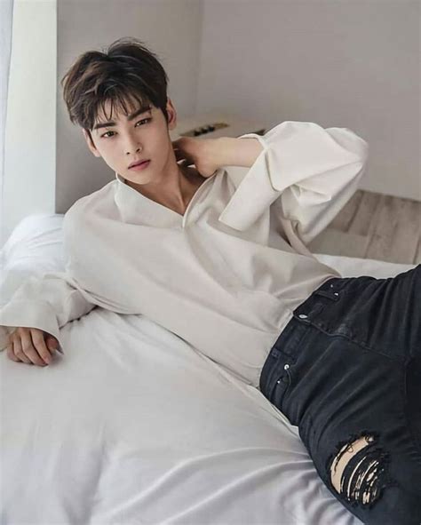 Korean Star Korean Men Asian Men Cha Eunwoo Astro Eun Woo Astro Handsome Korean Actors Lee