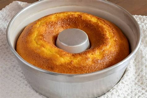 Bolo de Laranja da vovó Receita simples ideal pra você servir no café