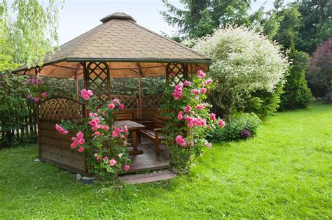 5 Gazebo Ideas for Your Backyard | Custom Home Group