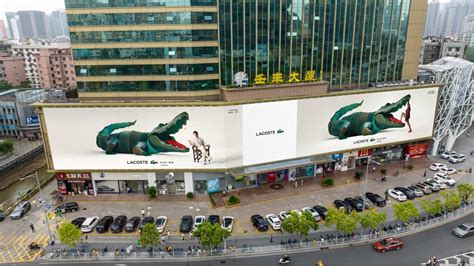 Play Big Lacoste D Voile Sa Nouvelle Campagne Mettant En Sc Ne