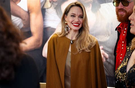 Angelina Jolie Et Sa Fille Vivienne Un Duo Tr S Complice Pour Une