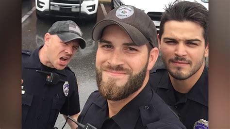 Florida Hot Cop Whose Selfie Went Viral Under Investigation For Anti Semitic Posts