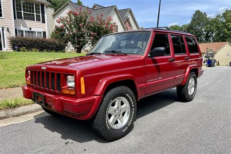 No Reserve Jeep Cherokee Classic X For Sale On Bat Auctions