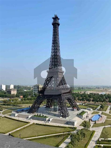 Facing Eiffel Tower St Floor Corner Commercial Shop For Sale In Bahria