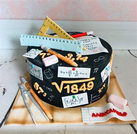 Mathematics Schoolcake Creative Birthday Cakes Birthday Cakes For