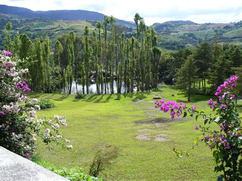 Sanare Jardìn De Lara Liceo Sanare
