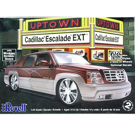 Carro Cadillac Escalade EXT 2005 2 Em 1 Original Ou DUB REVELL