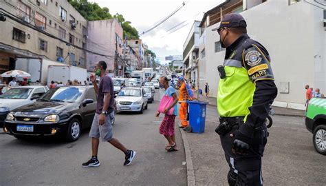 Trânsito é alterado no Comércio para realização da procissão em louvor