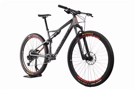 Specialized Epic Expert Roval Control Carbon Used In L Buycycle