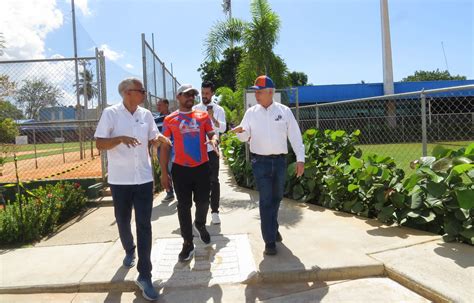 Manolitoenelplay Comisionado de Béisbol Profesional del Caribe