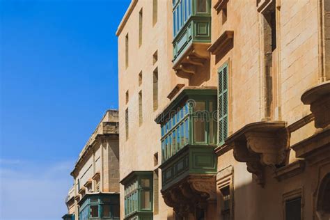 Historische Alte Farbenfrohe Balkone In Valletta Malta Stockbild Bild