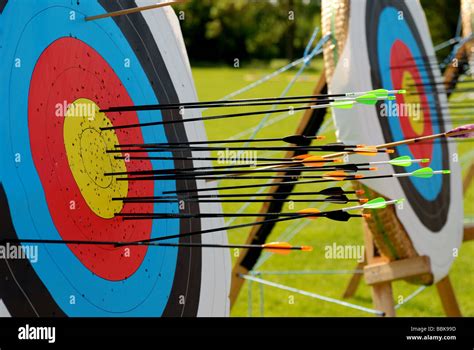 Arrows Stuck Hi Res Stock Photography And Images Alamy