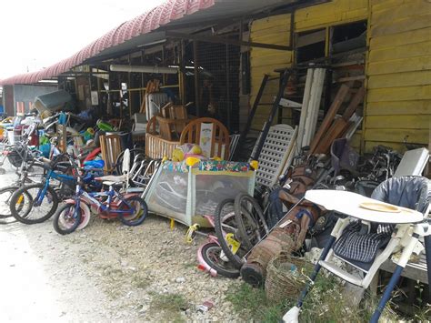 Johor Ke Terengganu Rengit 3 Kedai Barang Terpakai