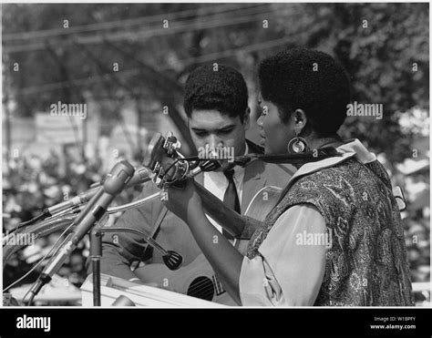 Civil Rights March on Washington, D.C. [Entertainment: Vocalist Odetta.] Stock Photo - Alamy