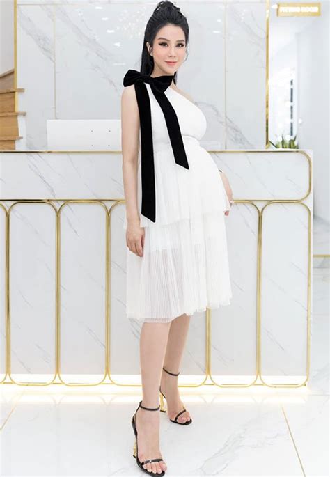 Ng I P T Ng Mu N Gi U Nh M Nh Nude V M I Tr Ng C I I Gia M T N M B U L N