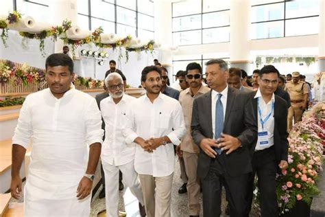 Cm Jagan Inaugurates The First Ever Infosys Development Centre In