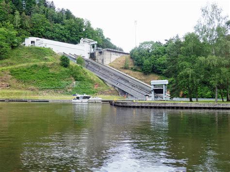 Photo à Arzviller 57400 Le plan incliné sur le canal de la Marne au