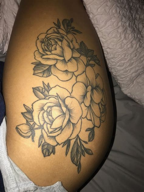 Rose Tattoos On Hip And Thigh