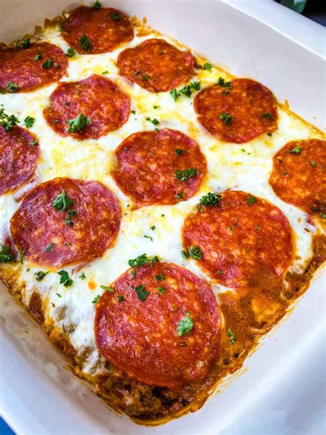 Easy Keto Low Carb Pizza Casserole {video}