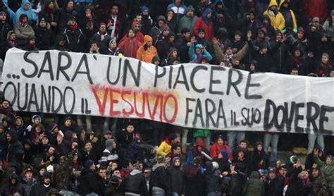 Bologna Cori E Striscioni Contro Napoletani Curva A Rischio