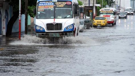 Alerta En Veracruz Por Inundaciones Fallecen 13 Personas Abc Noticias