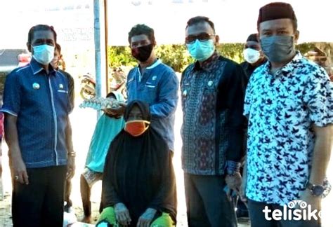 Sejak Ramadan Pemda Kolut Distribusi Bahan Pangan Untuk Warga Terdampak