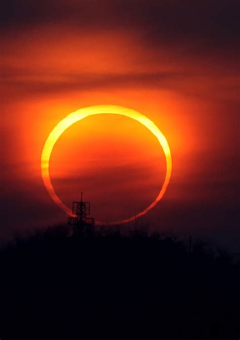 De Octubre De Significado Del Eclipse Solar Anular En M Xico Y