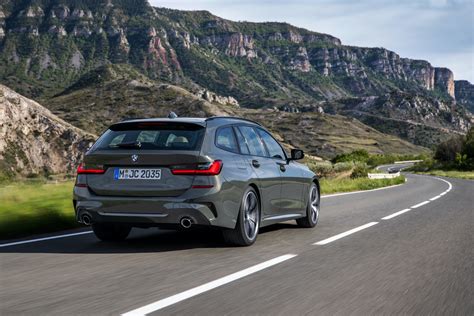 WORLD PREMIERE The New BMW 330e Touring Plug In Hybrid With 63 Km EV Range