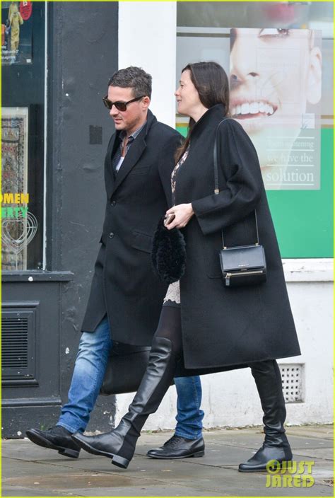 Liv Tyler Shows Off Bare Baby Bump See The Pic Photo 3246375 Liv