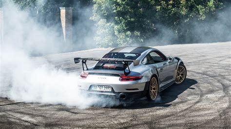 2018 Porsche Gt2 Rs Drift And Donuts Youtube