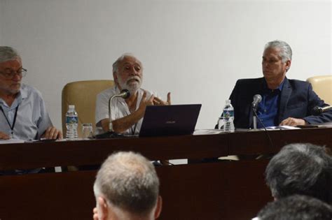 Participa Díaz Canel a actividades de Encuentro de Economistas CMBQ