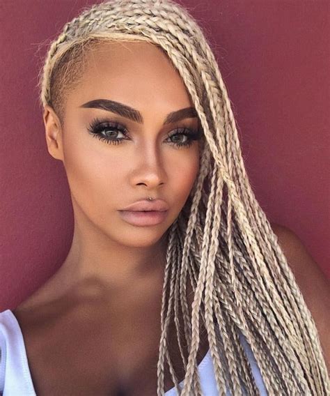 Stunning 35 Inspirational Blonde Braids To Look More Beautiful