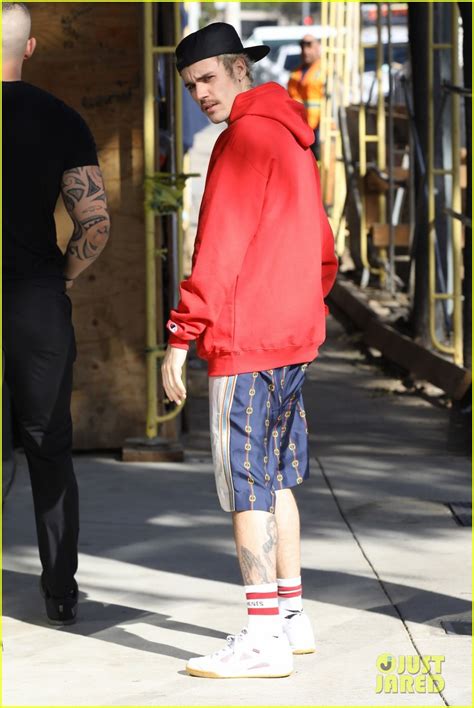 Photo Shirtless Justin Bieber Shows Off Muscles During Workout 07 Photo 4425556 Just Jared