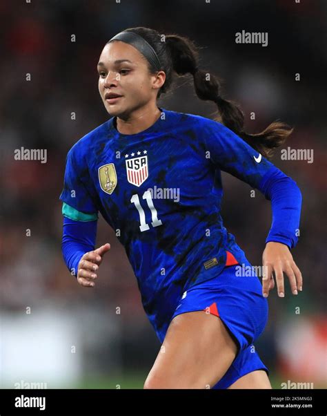 Usas Sophia Smith During The International Friendly Match At Wembley