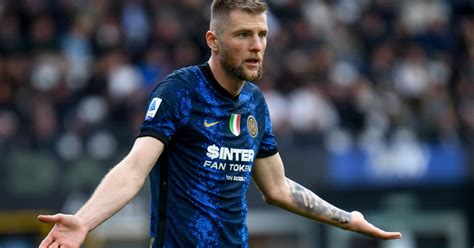 Calciomercato Nuova Offerta Del Psg Per Skriniar Possibile Duello